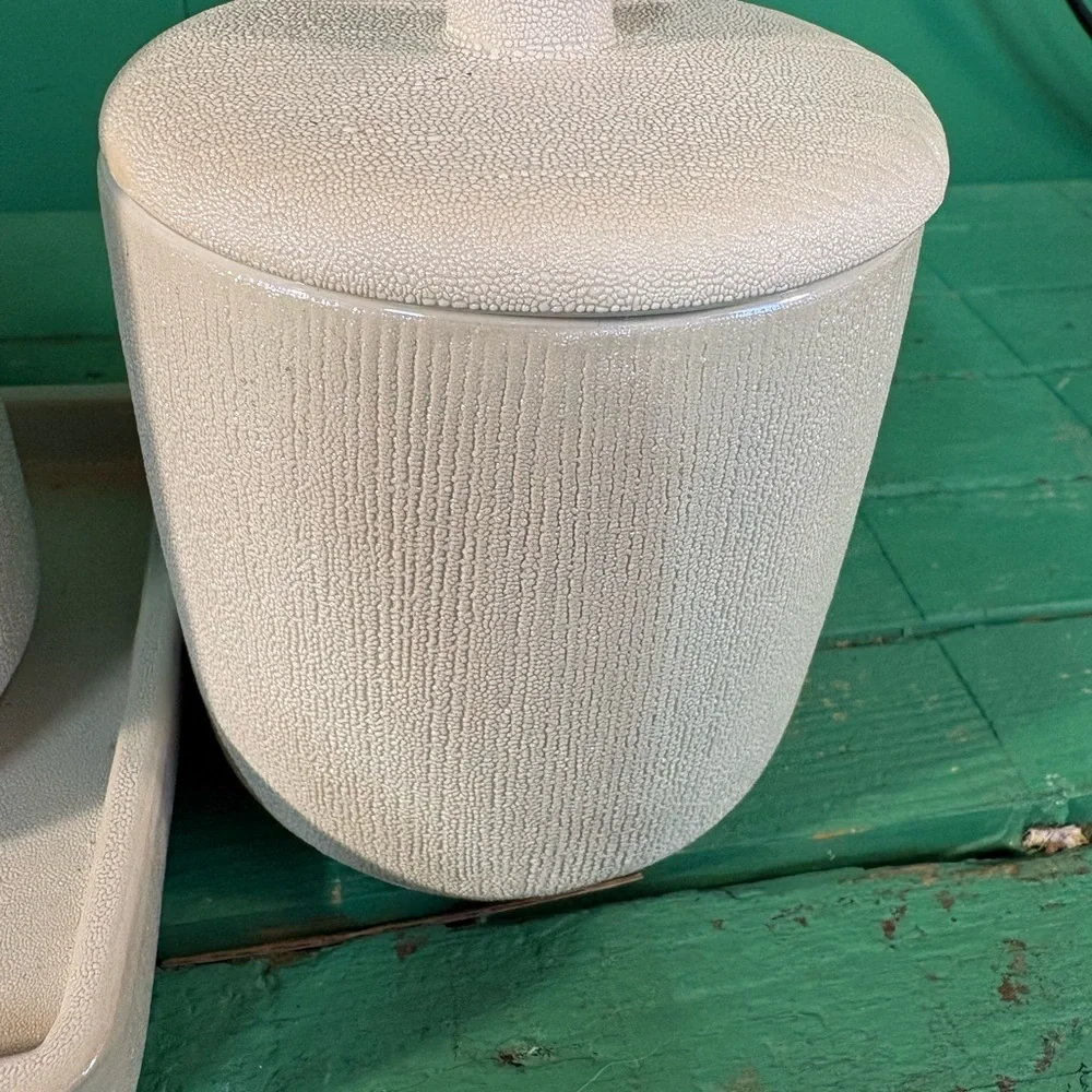 Elegant White Bath Storage Set